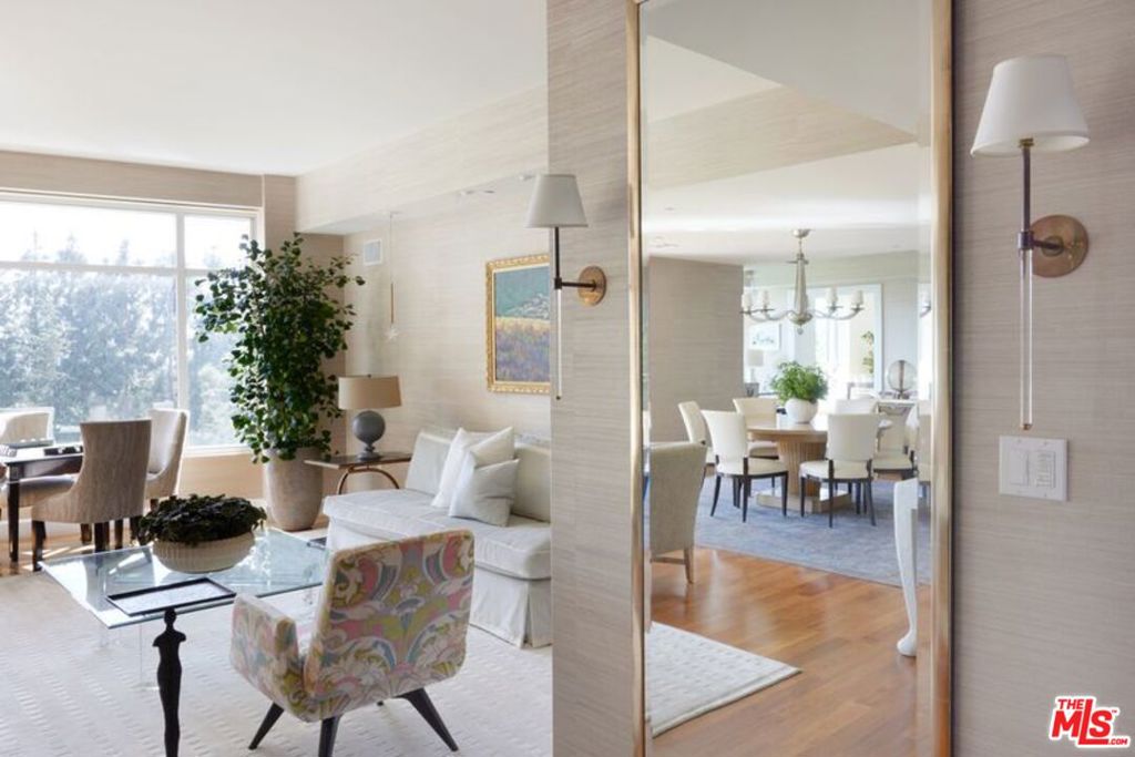 1 W Century Drive #4A