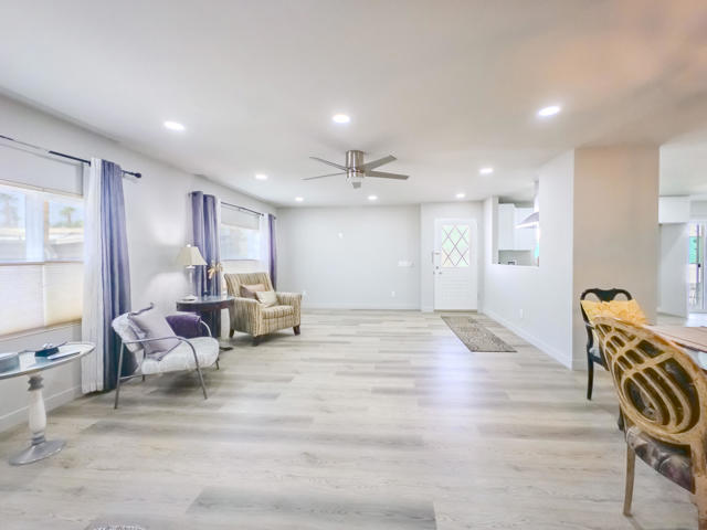 88 Dunes Circle, Cathedral City CA: https://media.crmls.org/mediaz/e8a69f97-ac7f-42e8-ab04-4e3ba9a25391.jpg