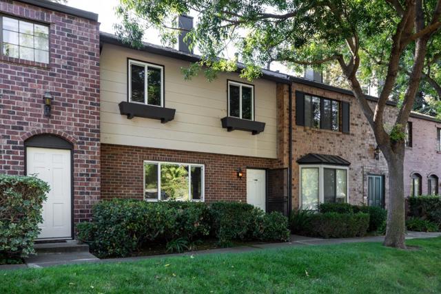 1492 Aurelian Lane, San Jose CA: https://media.crmls.org/mediaz/e8a752a4-72ba-424e-b33c-bdeb8c866cec.jpg