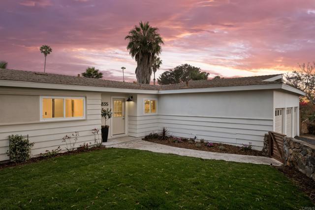 835 Cathy Lane, Cardiff by the Sea CA: https://media.crmls.org/mediaz/e8a7a164-ab66-4705-9c3b-937020ef999d.jpg