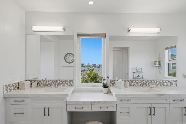 Detail Gallery Image 46 of 74 For 374 Fulvia St, Encinitas,  CA 92024 - 4 Beds | 4/1 Baths