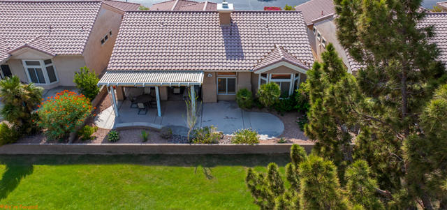 37953 Grand Oaks Avenue, Palm Desert CA: https://media.crmls.org/mediaz/e8a88ab6-9f74-475a-a63c-b202aadb75f5.jpg