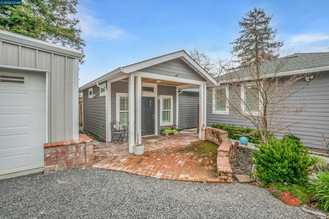 Image 21 of 50 For 1579 Farm Bureau Rd