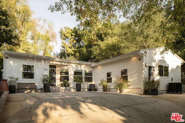 11202 Canton Drive photo 3