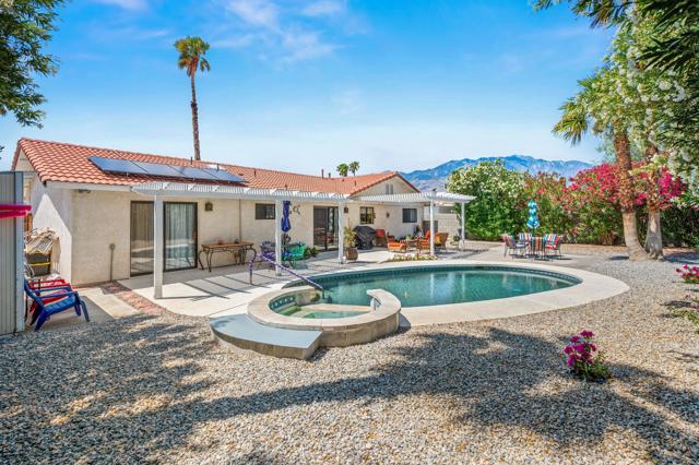 67470 Quijo Road, Cathedral City CA: https://media.crmls.org/mediaz/e8acb3b7-3de3-4002-a701-93fb0da475b6.jpg