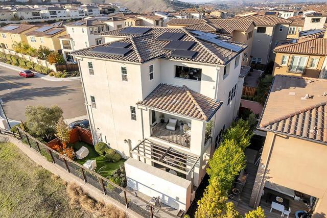 600 Thyme Way, San Ramon CA: https://media.crmls.org/mediaz/e8af2e0a-4610-4bfe-bcdf-6fbf740fded2.jpg