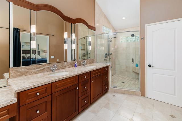 Detail Gallery Image 25 of 54 For 6541 Vispera Pl, Carlsbad,  CA 92009 - 4 Beds | 3/2 Baths