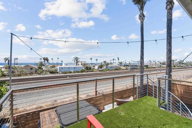 1009 S Cleveland Street, Oceanside CA: https://media.crmls.org/mediaz/e8afc2f1-8240-4ce7-b273-1de2180e8e3d.jpg