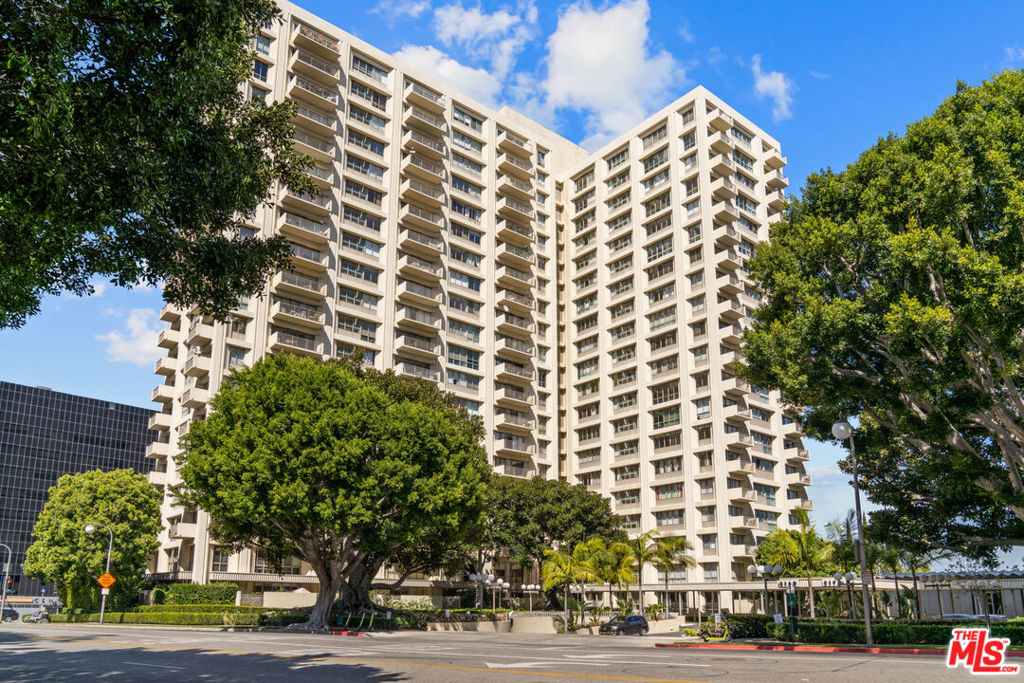 2160 Century Park East #1112