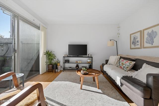 Detail Gallery Image 8 of 18 For 2543 E Harbor Bld #1,  Ventura,  CA 93001 - 2 Beds | 1/1 Baths