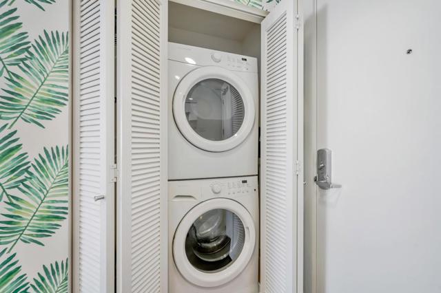 501 Hudson Avenue, San Francisco CA: https://media.crmls.org/mediaz/e8b1ac7a-042a-4045-baf8-7df321c7412d.jpg