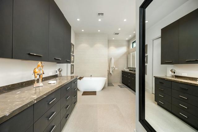 2779 Princess Lane, Palm Springs CA: https://media.crmls.org/mediaz/e8b1c89c-830e-4779-b8b7-d018f6f82fb6.jpg