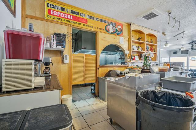 5272 5272 Monterey Road, San Jose CA: https://media.crmls.org/mediaz/e8b1daf0-d548-42ec-b97c-d5fbb589f57b.jpg