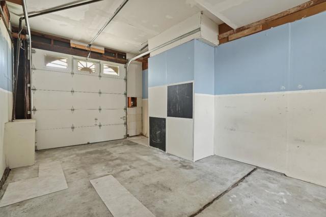 1016 E Santa Inez Avenue, San Mateo CA: https://media.crmls.org/mediaz/e8b264cd-5efa-439e-ad97-d905332b491d.jpg