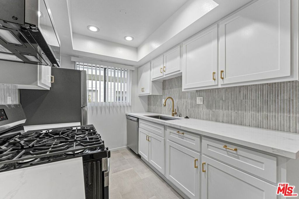MLS #26865431 image #15