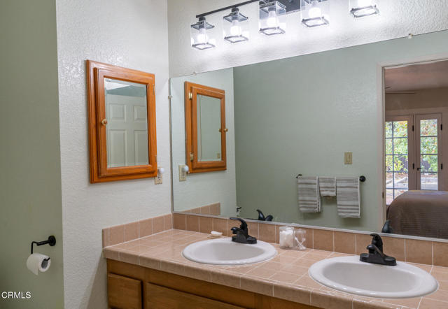 170 Hocker Lane, Fort Bragg CA: https://media.crmls.org/mediaz/e8b3746e-e10f-404e-a3fc-cc1a0ce1dcd6.jpg