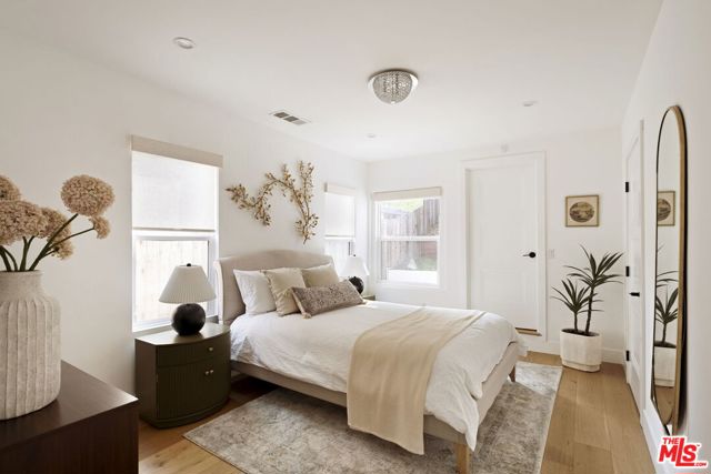 1140 N Coronado Street, Los Angeles CA: https://media.crmls.org/mediaz/e8b3a11d-85e2-4d13-a596-b7296f6cd8aa.jpg