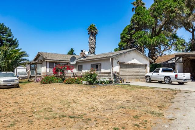 250 Old Chittenden Road, Watsonville CA: https://media.crmls.org/mediaz/e8b48f28-e588-4b21-bbe3-a89bb4eef5d5.jpg