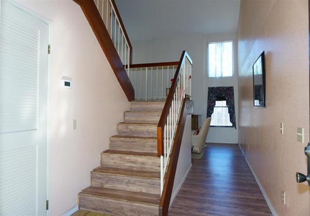 4733 Lago Vista Circle, San Jose CA: https://media.crmls.org/mediaz/e8b4d7db-d06b-4f3a-8f0f-723bcb689830.jpg