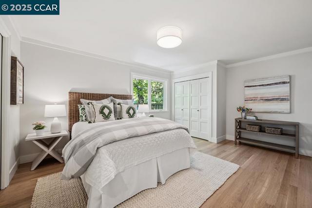 390 Castello Rd, Lafayette CA: https://media.crmls.org/mediaz/e8b5555b-9895-4da6-a34c-ec5e918e9caf.jpg
