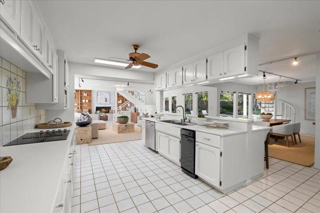 14721 Live Oak Lane, Saratoga CA: https://media.crmls.org/mediaz/e8b667e4-67e2-49d7-8858-80de8b984ac1.jpg