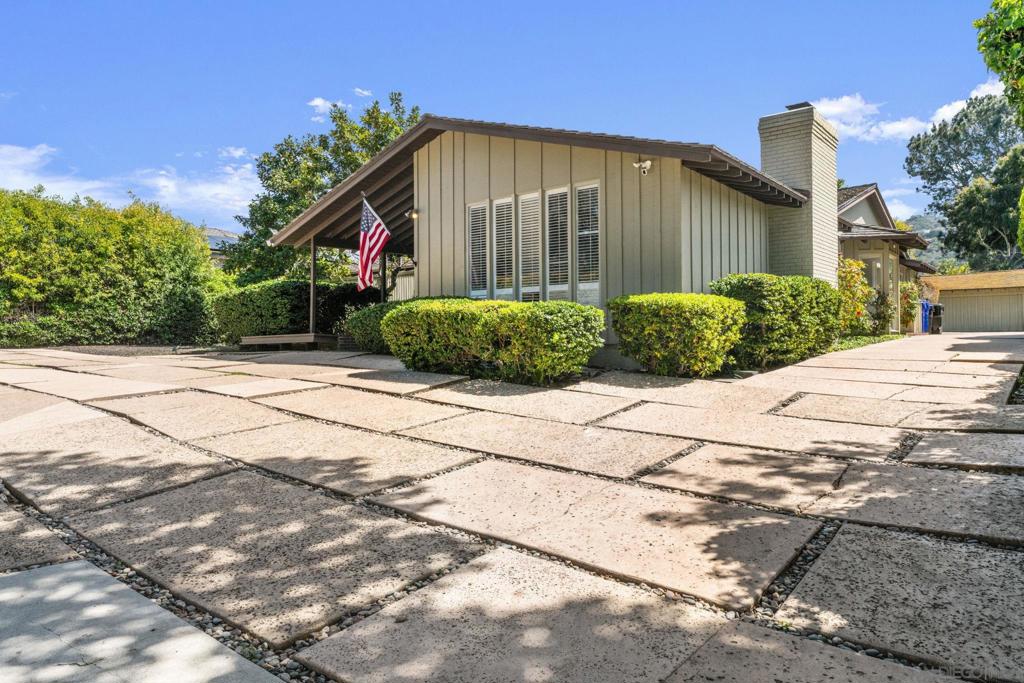 MLS #250042633SD image #26