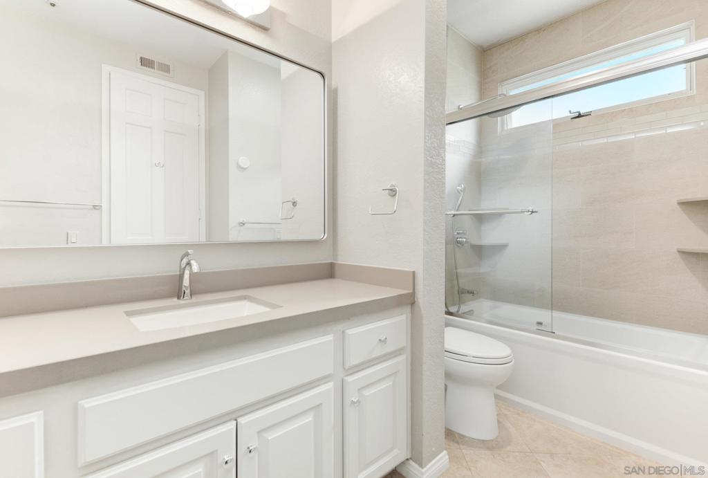 MLS #250042653SD image #18