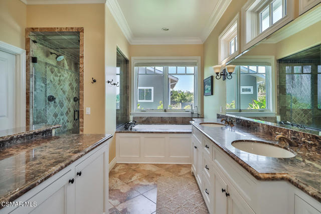 10255 Presilla Road, Santa Rosa CA: https://media.crmls.org/mediaz/e8b7e40a-438c-47ba-bd19-08b853095915.jpg