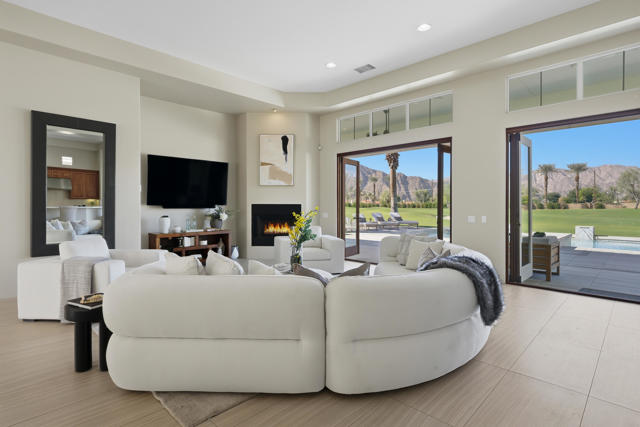 51461 Marbella Court, La Quinta CA: https://media.crmls.org/mediaz/e8ba9a3e-75c9-4082-9155-6bb0a079dd72.jpg