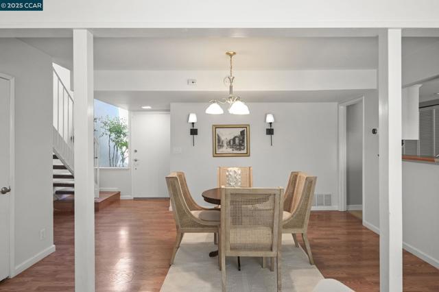 407 Tampico, Walnut Creek CA: https://media.crmls.org/mediaz/e8bb0a1d-53fb-4615-ba42-b1dfc95b9040.jpg