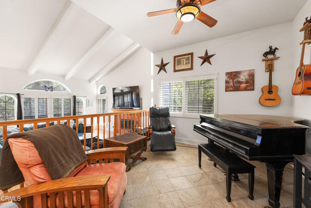 4850 N Moorpark Road, Thousand Oaks CA: https://media.crmls.org/mediaz/e8bbbd80-b49c-4877-9c8f-8dac8b758569.jpg