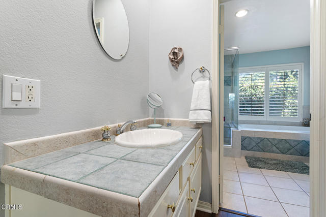 Detail Gallery Image 37 of 49 For 6228 Watertree Ct, Agoura Hills_2,  CA 91301 - 4 Beds | 3 Baths