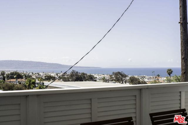 636 12th Street, Manhattan Beach, California 90266, 5 Bedrooms Bedrooms, 0 ,4 BathroomsBathrooms,Residential,For Sale,12th,0,26842911 636 12th Street, Manhattan Beach, California 90266, 5 Bedrooms Bedrooms, 0 ,4 BathroomsBathrooms,Residential,For Sale,12th,0,26842911