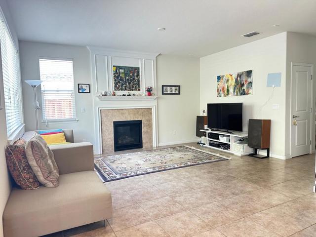 10526 Seahorn Drive, Stockton CA: https://media.crmls.org/mediaz/e8bcc2df-b84c-42d8-ba7b-ba39d03cb99c.jpg