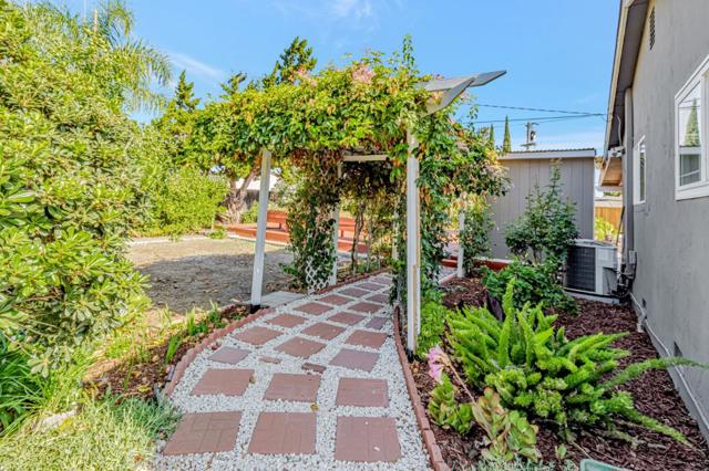 403 Mignot Lane, San Jose CA: https://media.crmls.org/mediaz/e8bd476e-4772-4a2d-8222-fd86d769efb4.jpg