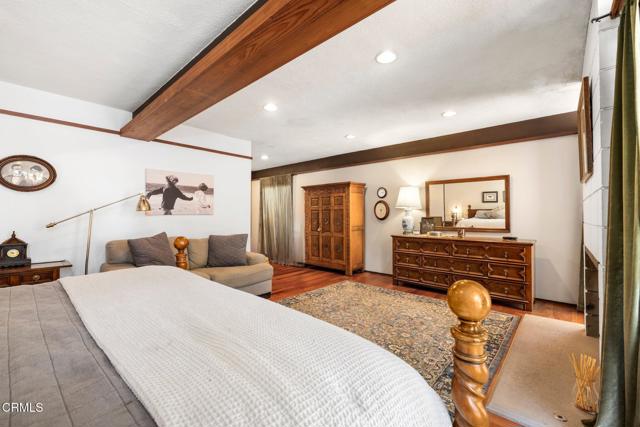 4639 El Camino Corto, La Canada Flintridge CA: https://media.crmls.org/mediaz/e8bd5234-5b73-4b17-baf7-7403f3f9f541.jpg
