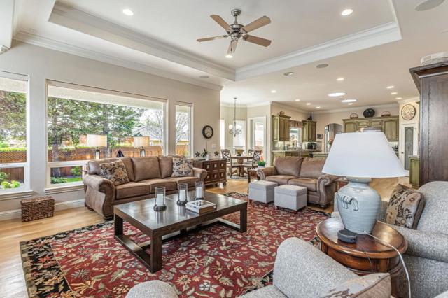 95 Marcus Court, Hollister CA: https://media.crmls.org/mediaz/e8bd5ec7-0b38-419a-8f69-00fb13371af6.jpg