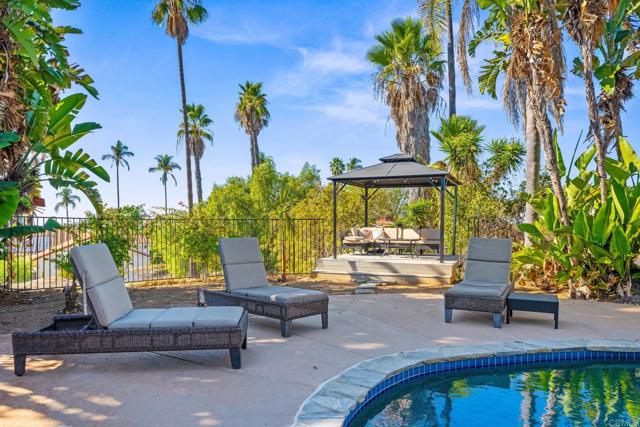 Detail Gallery Image 44 of 61 For 330 Skyline, Vista,  CA 92084 - 5 Beds | 4 Baths