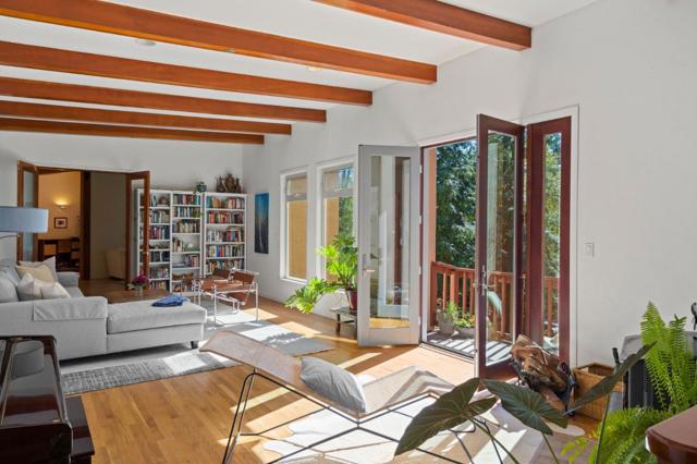 23185 Old Santa Cruz Highway, Los Gatos CA: https://media.crmls.org/mediaz/e8be0976-1977-4a6c-b831-a4d3563d6188.jpg