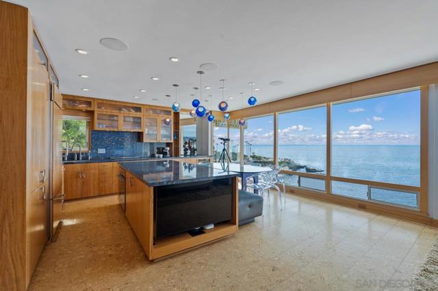 Image 8 of 18 For 1219 Coast Blvd  6