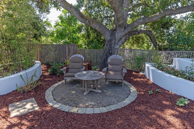 19740 GLEN BRAE Drive, Saratoga CA: https://media.crmls.org/mediaz/e8c00502-6fca-4d3a-9fca-abab8e689b09.jpg