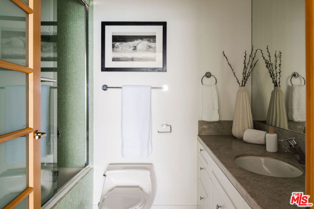 26520 Latigo Shore Drive, Malibu CA: https://media.crmls.org/mediaz/e8c125d0-12f7-418e-a77e-13c41605d439.jpg