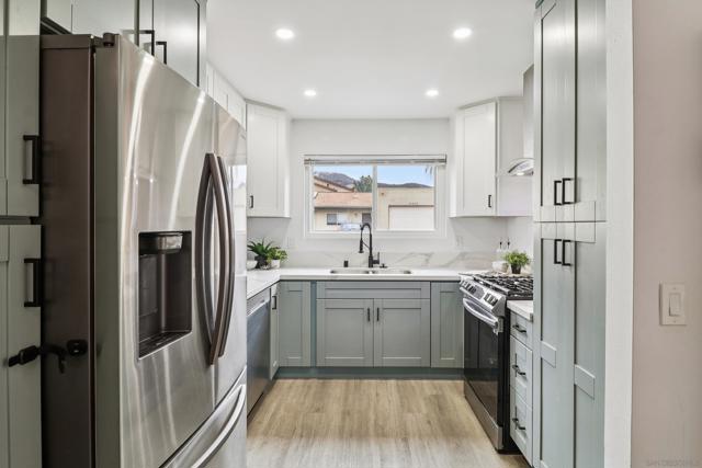 10220 Princess Sarit Way, Santee CA: https://media.crmls.org/mediaz/e8c414d3-43c9-4fd5-96b9-213638b8b60c.jpg