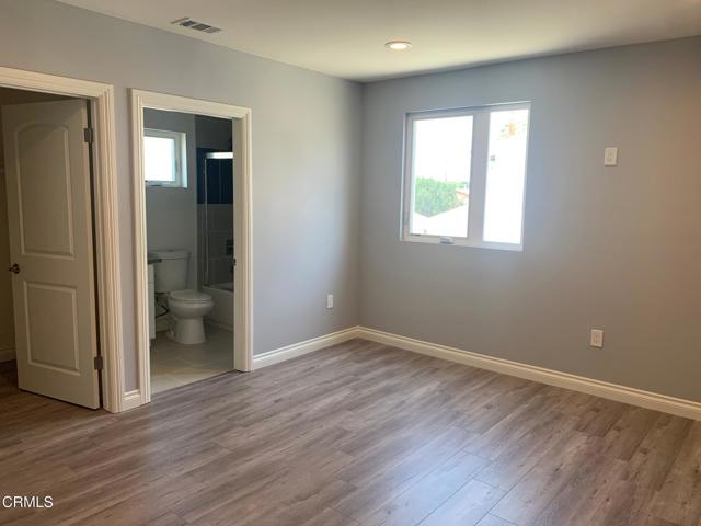 729 S Kern Avenue, Los Angeles CA: https://media.crmls.org/mediaz/e8c4b35f-77b2-4444-84f2-83a053f5de1b.jpg