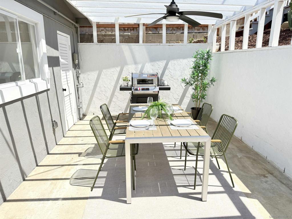 MLS #250033080SD img 18