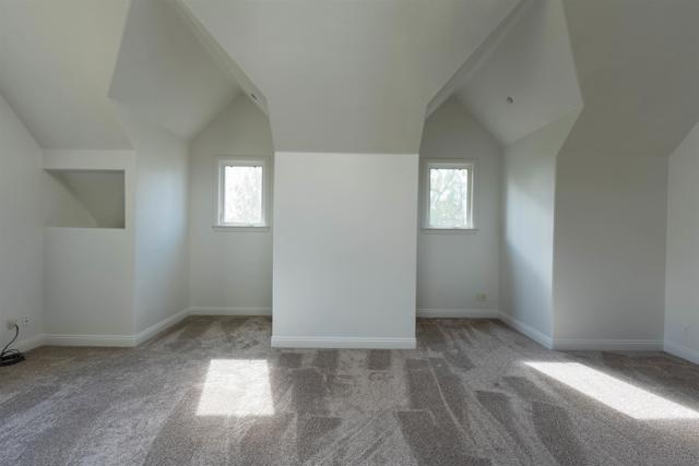 26691 Oak Trail Rd, Valley Center CA: https://media.crmls.org/mediaz/e8c52b91-a0d9-490d-aac2-c663e4cb2fb2.jpg