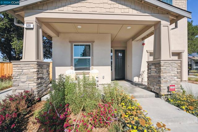 Image 3 of 45 For 65 Riverbend Lane