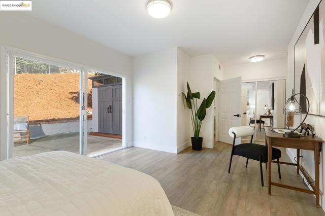 298 Elysian Fields DR, Oakland CA: https://media.crmls.org/mediaz/e8c5748d-2db9-49fa-88dc-1d30a943c900.jpg