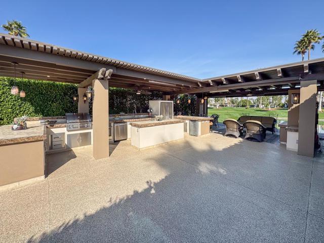 80394 Avenue 48, Indio CA: https://media.crmls.org/mediaz/e8c5c763-ccc2-4b52-b0af-47964a686e21.jpg