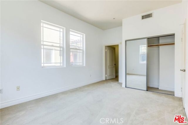 917 S New Hampshire Avenue, Los Angeles CA: https://media.crmls.org/mediaz/e8c62fa1-c80a-4166-b750-b14dd3277e62.jpg